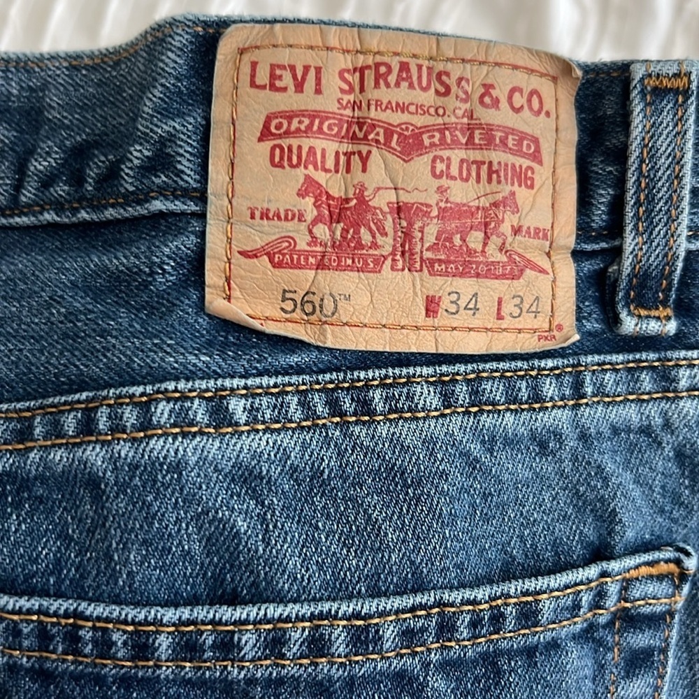 Men’s Levi’s 560 Comfort Fit - Picture 6 of 10